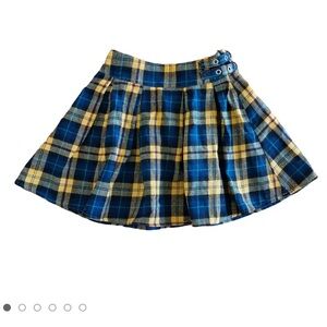 Superdown Plaid mini skirt with attached buckle belt in front Size S